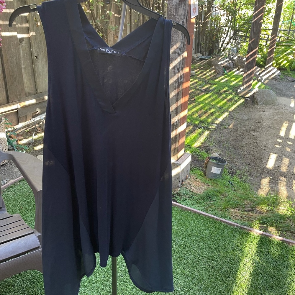 Top - Picture 3 of 4